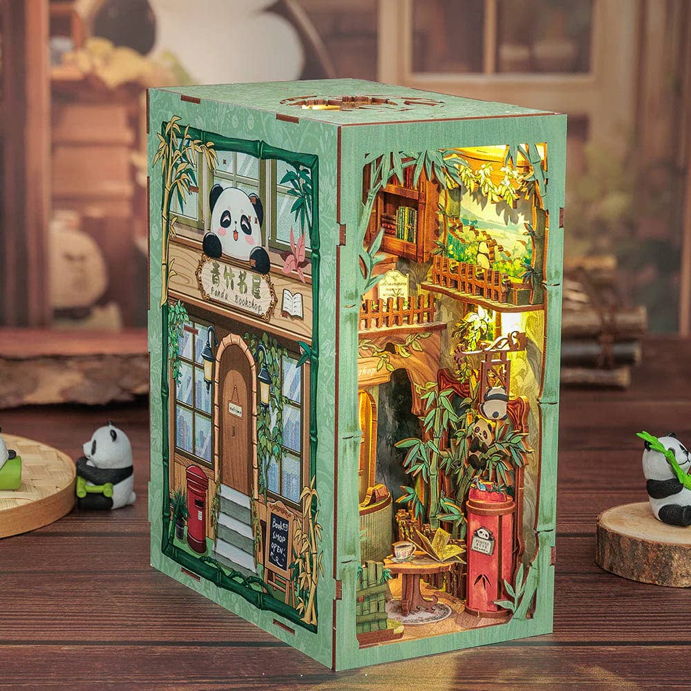 Panda Bookshop - Book Nook fra CUTEBEE