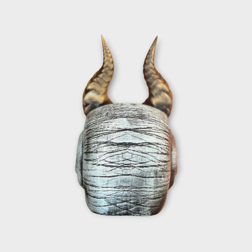 Gotisk vædderkranium med horn