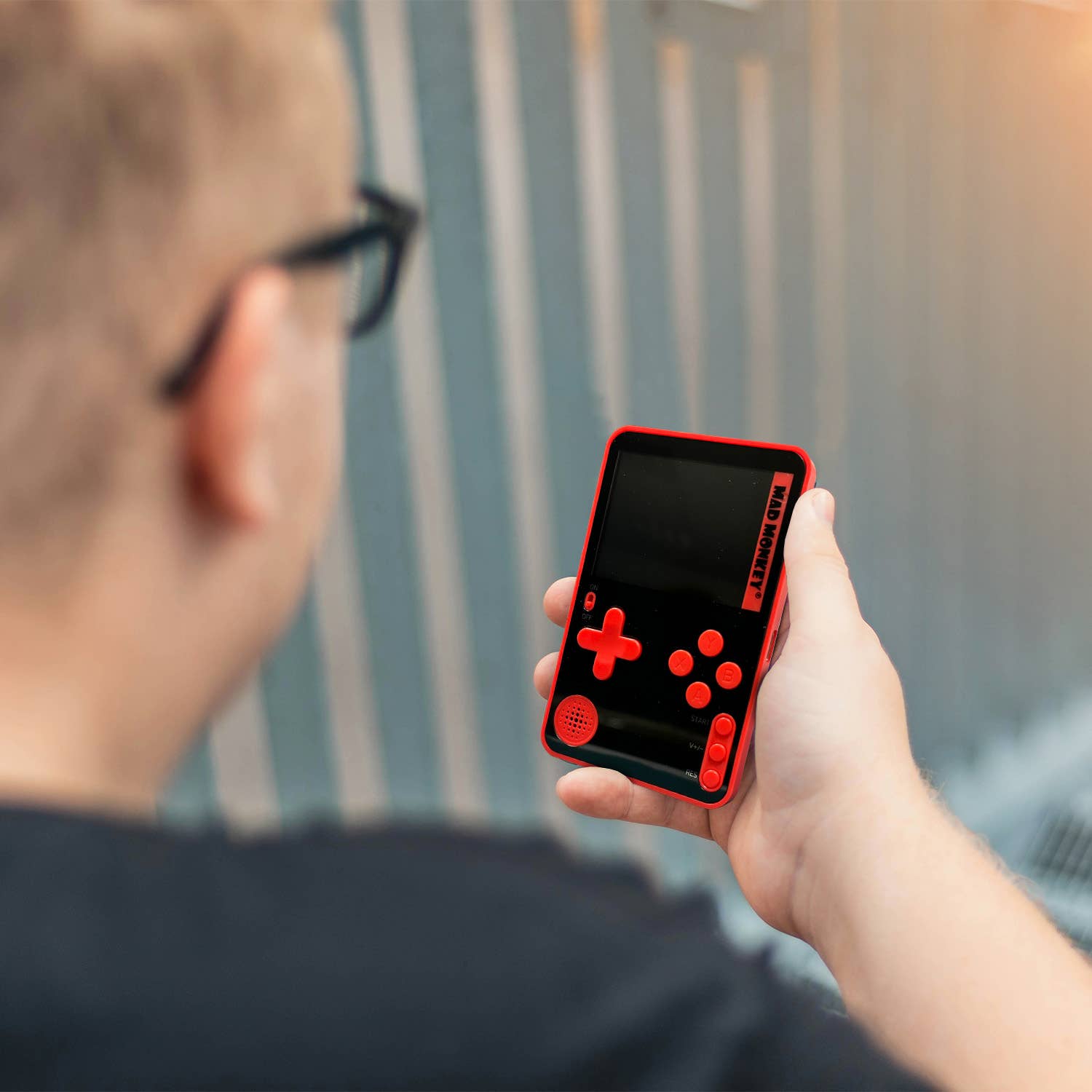 Retro Slim-konsol med 300 8-bit Spil