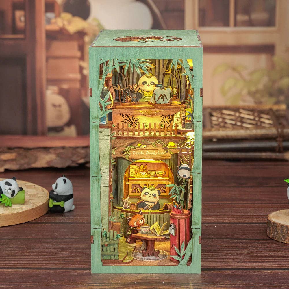 Panda Bookshop - Book Nook fra CUTEBEE