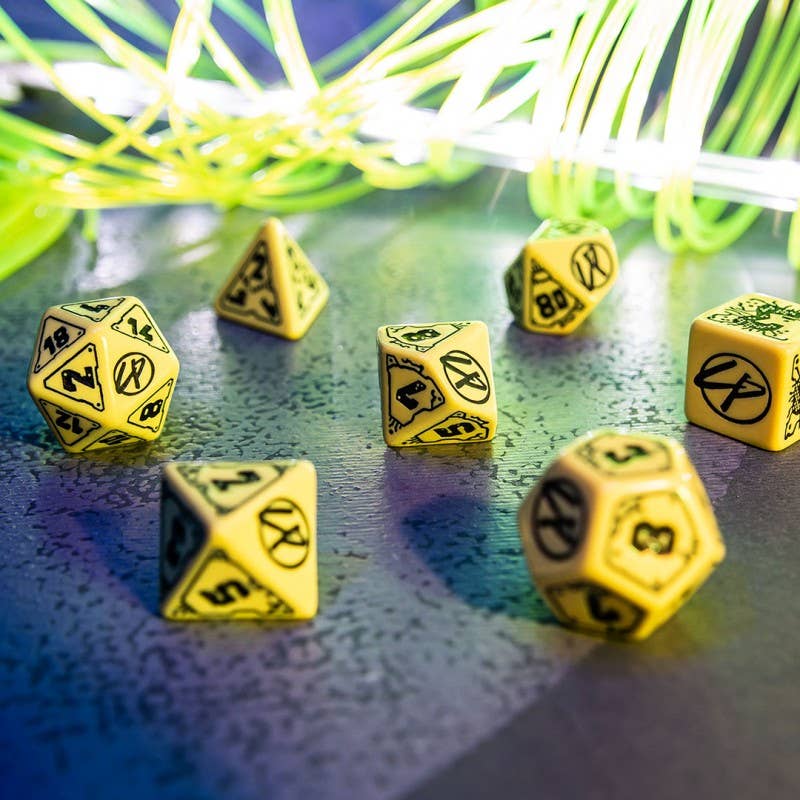 Cyberpunk Red RPG Dice Set Danger Zone fra Q-Workshop