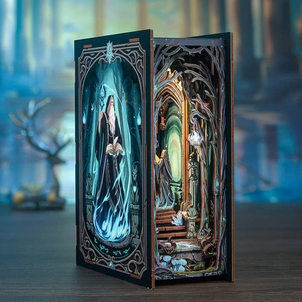 The Door to Wonderland - Book Nook fra CUTEBEE