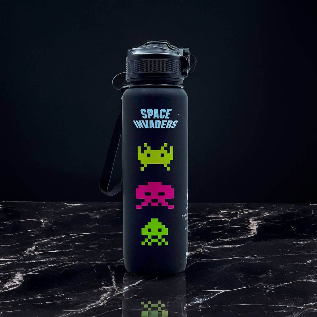 Space Invaders Vandflaske – 1 Liter med Tidsmarkering