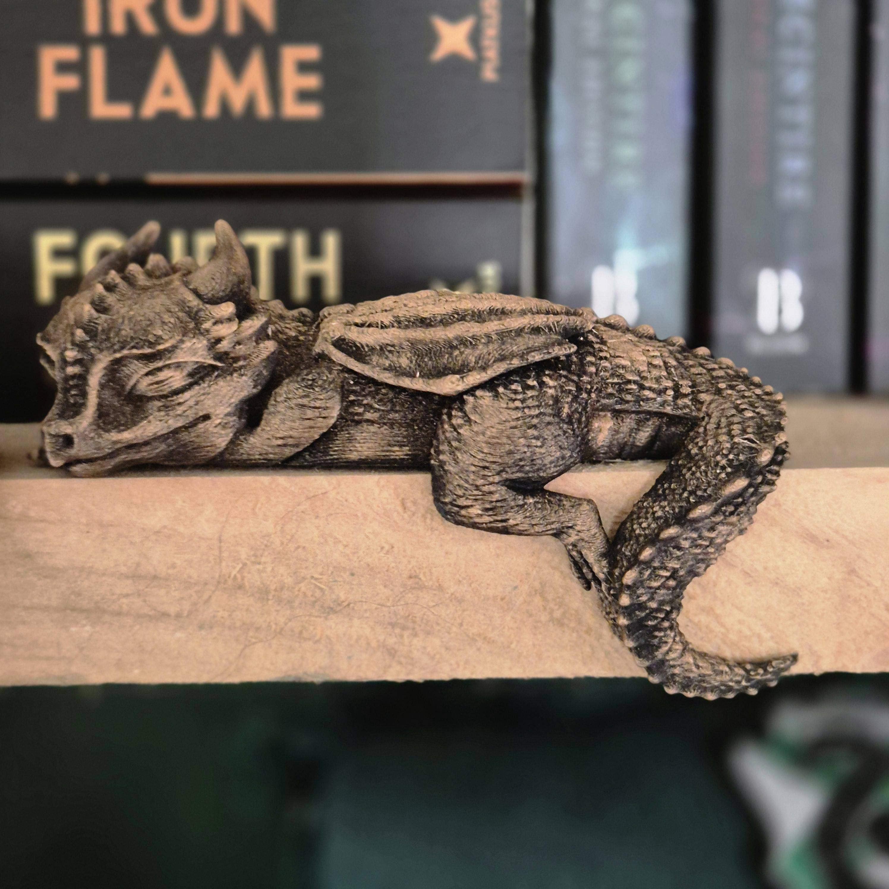 Sovende Andarna dragefigur – Empyrean-serien