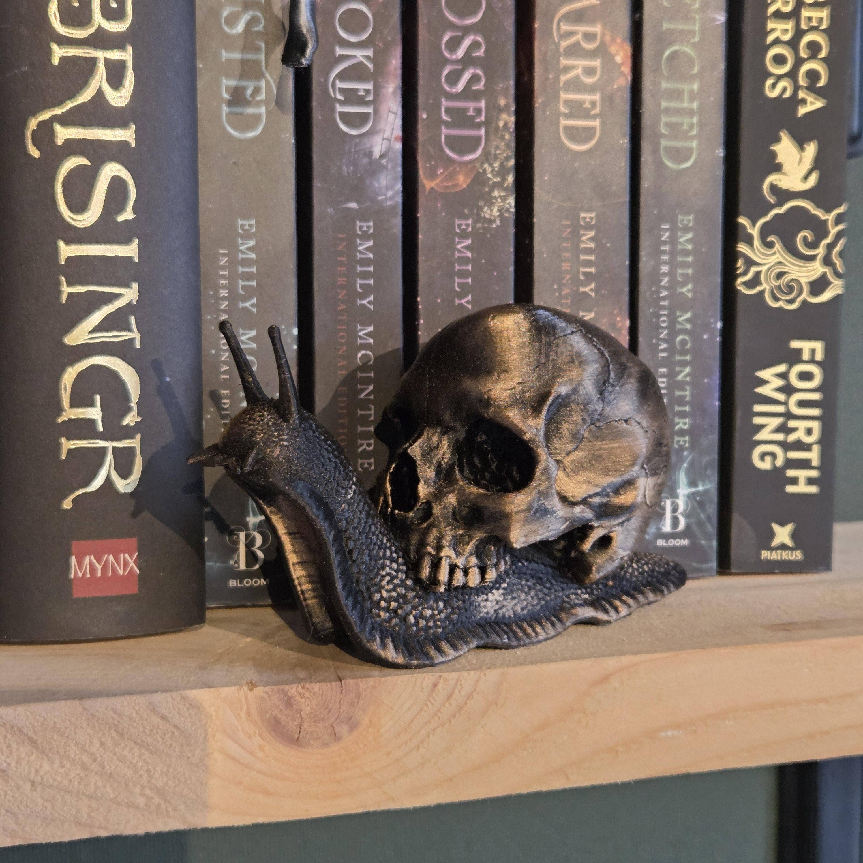 Gotisk kraniesnegl figur