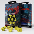 Cyberpunk Red RPG Dice Set Danger Zone fra Q-Workshop