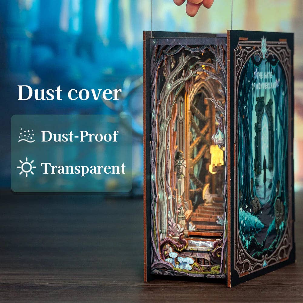 The Door to Wonderland - Book Nook fra CUTEBEE