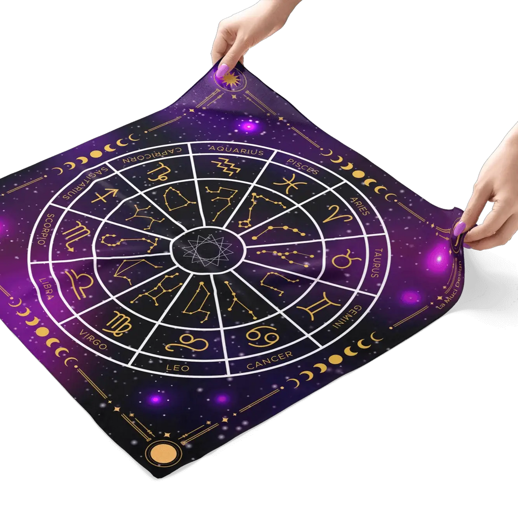 LA MUCI DESIGN – Lilla Zodiac Silkeklæde til tarot og altar