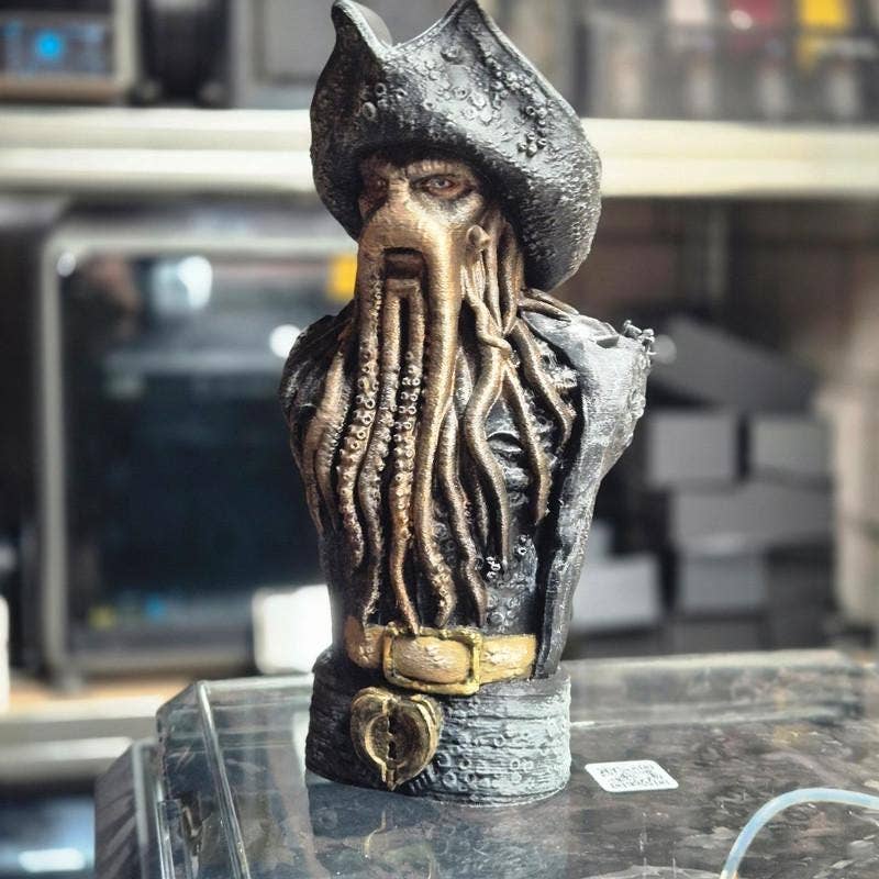 Håndmalet Buste af Davy Jones – Pirates of the Caribbean