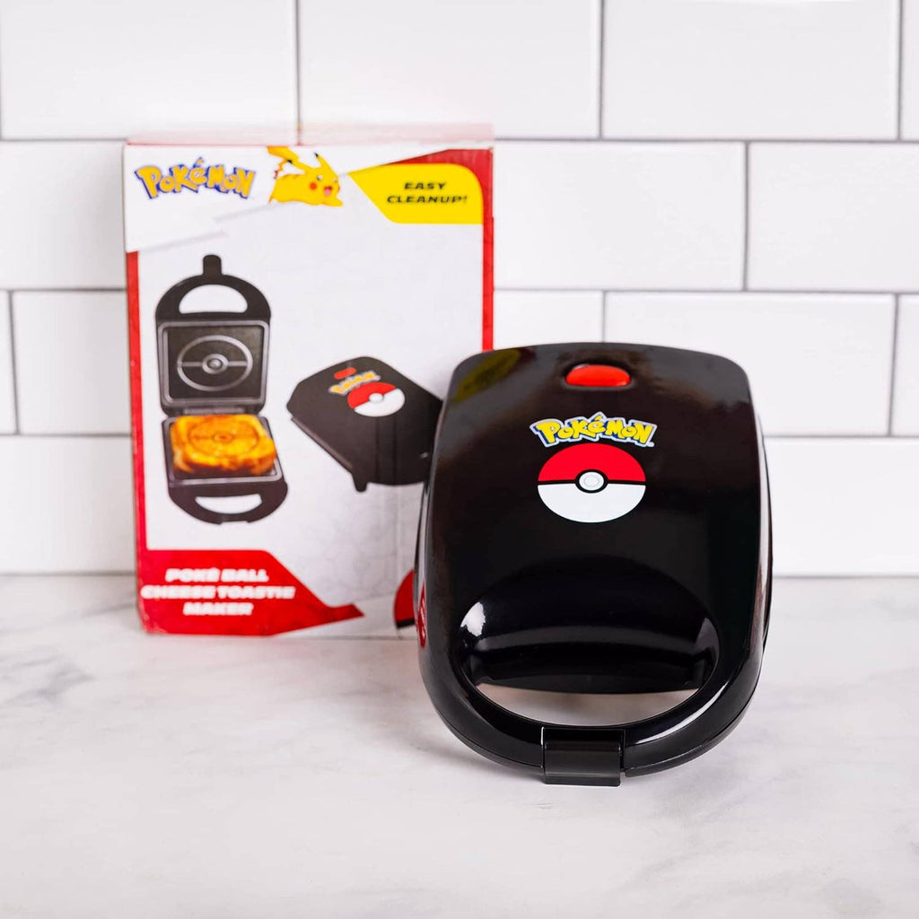 Pokemon Sandwich Maker – Pokéball Design