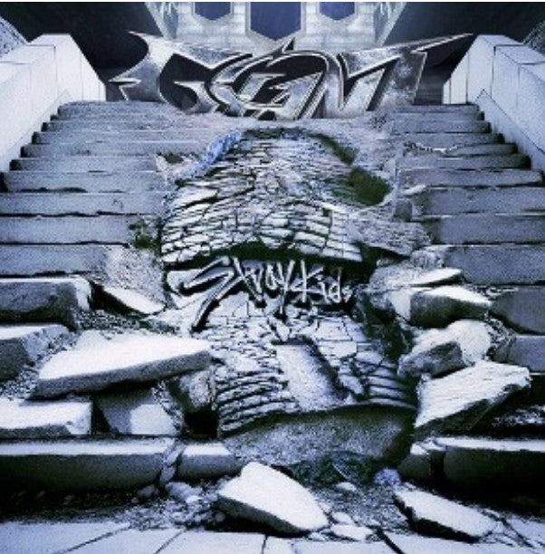 [Japanese Album] Stray Kids - 2nd Album [GIANT] (STANDARD VER.)